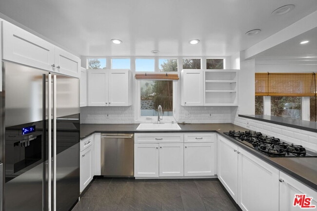 Photo - 2319 Outpost Dr