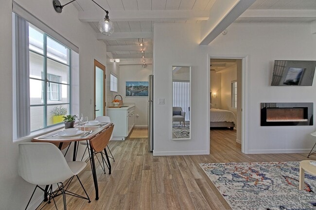 Photo - 1078 Seaward- MFR Unidad 1