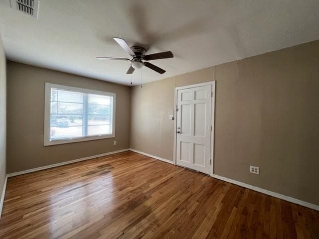 Photo - 1349 Graham St