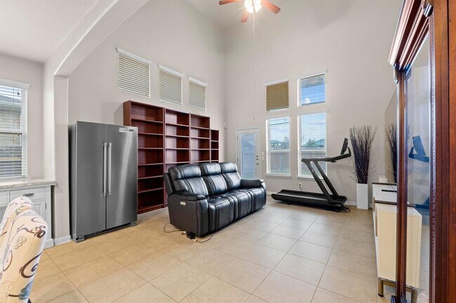 Photo - 112 David Duval Ct