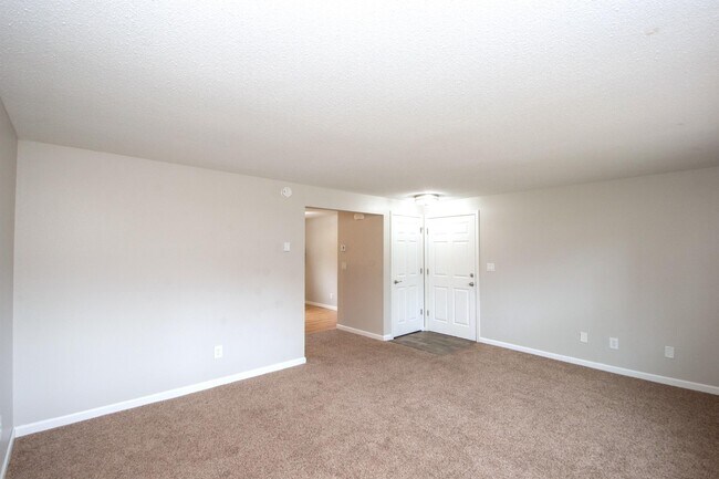 Photo - 909 12th St N Unit 3