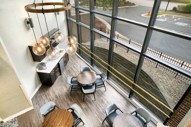 Photo - King's Reserve College Park 55+ Active Living