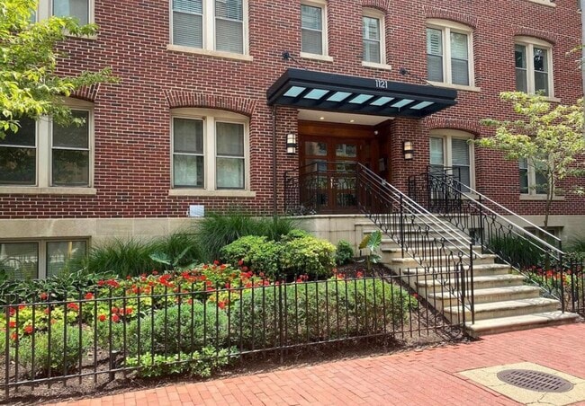 Photo - 1121 24th St NW Unit 107