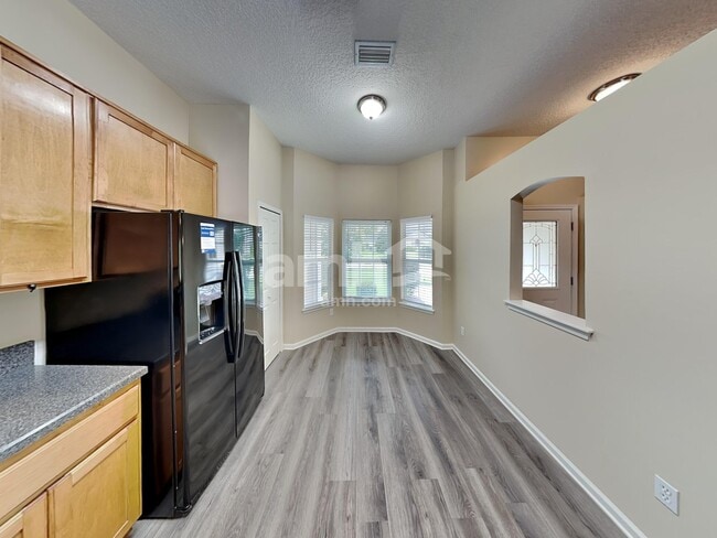 Photo - 2533 Royal Pointe Dr