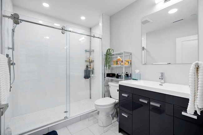 Photo - 10 Taber St Unit 209