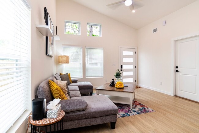 Photo - Spacious Fully Furnished 3BR/3BA home in a quiet neighborhood near downtown and beaches, featurin...