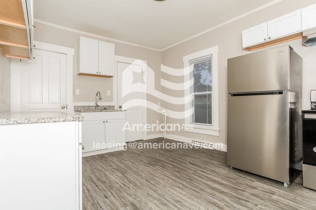 Photo - 833 Jefferson St