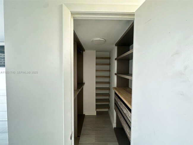 Photo - 2780 NE 183rd St Unit 611