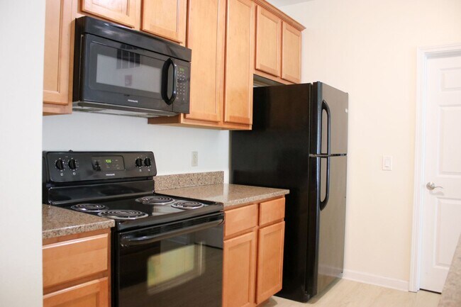 Photo - 606 E Stoughton St
