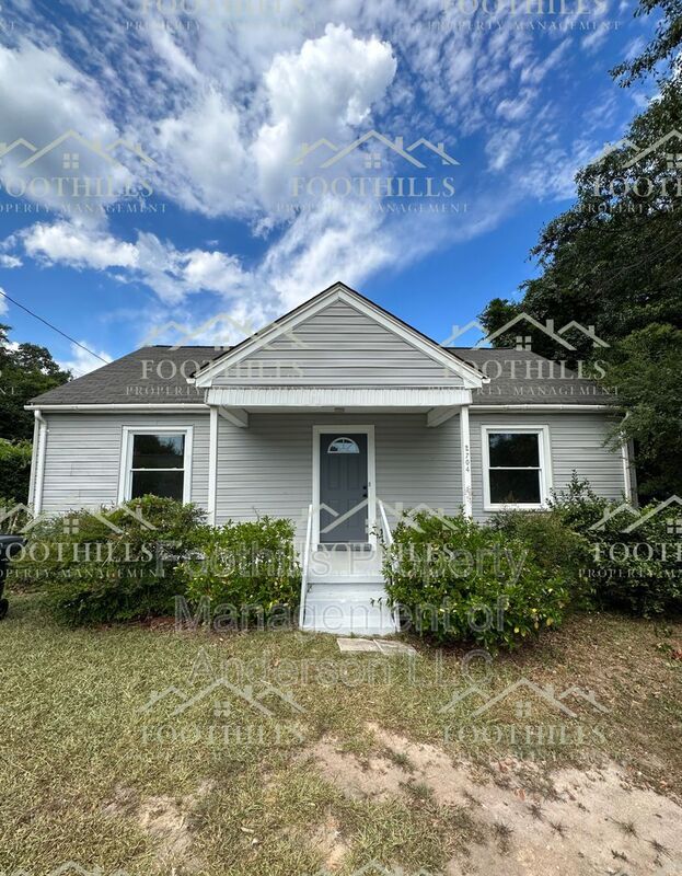Building Photo - 2704 Whitehall Ave Rental