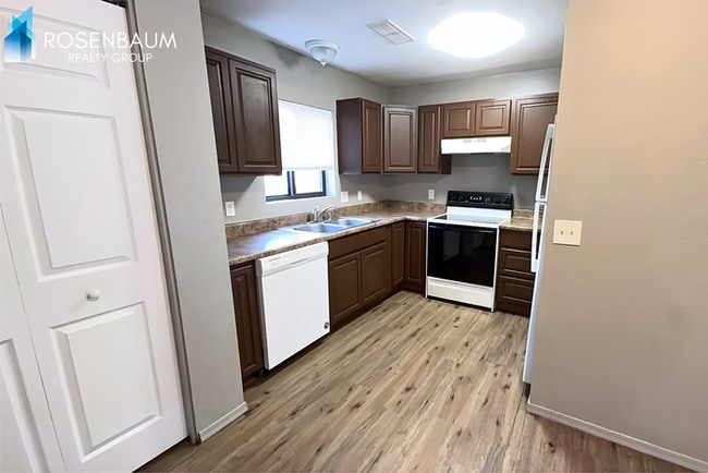 Photo - 114 S Virginia St Unit B