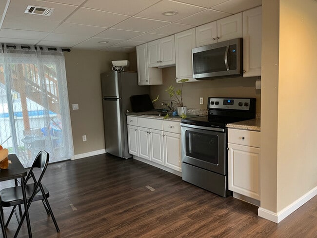 Photo - 16 Ferncliff Ave