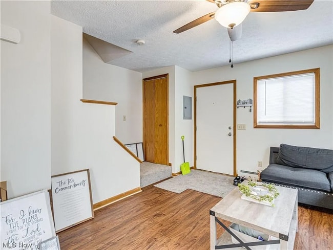 Photo - 1319 Bluestone Ave Unidad 2