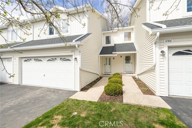 Photo - 1284 Courtney Dr