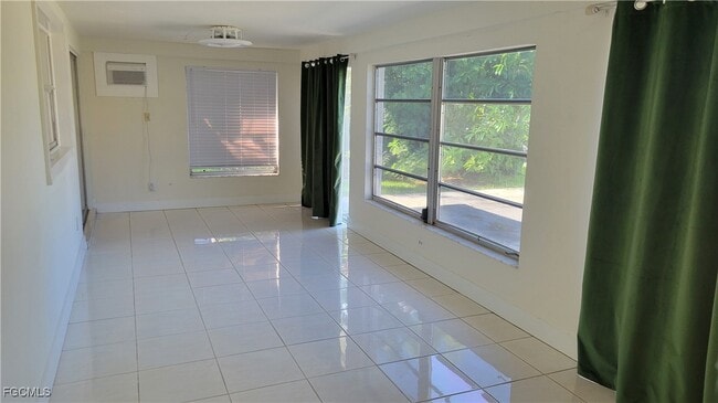 Photo - 5638 Riverside Dr