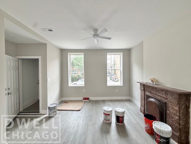Photo - 1546 W Walton St Unit 2F