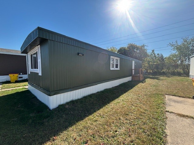 Photo - 831 N Pontiac Trail