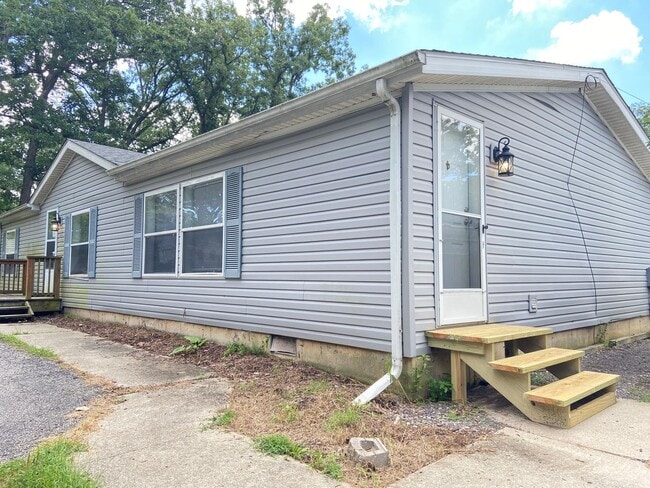Building Photo - 3BD/2BA Home With Central Air