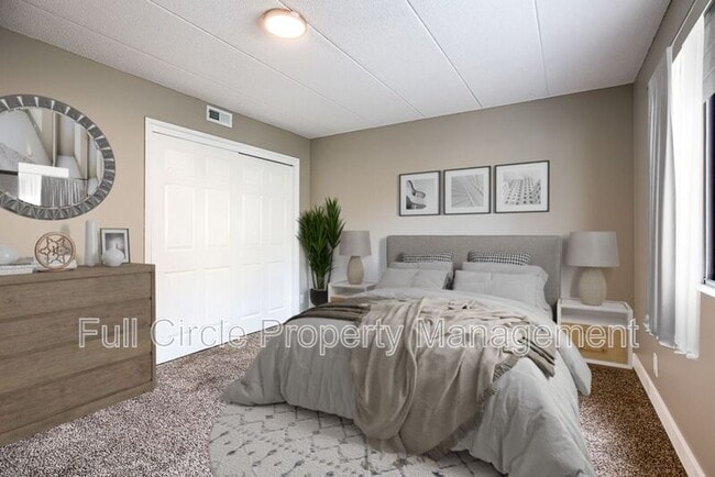 Photo - 1640 N 56th St