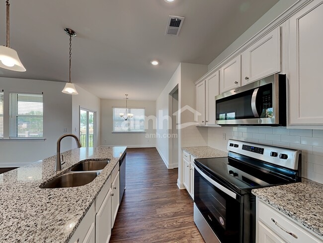 Photo - 5160 Smithbriar Dr