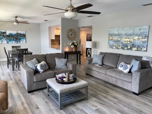 Photo - 131 SW 47th Terrace Unidad 204