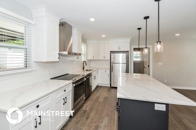 Photo - 704 Marswen Dr