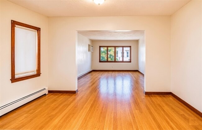 Photo - 60 Windsor Rd Unit 1