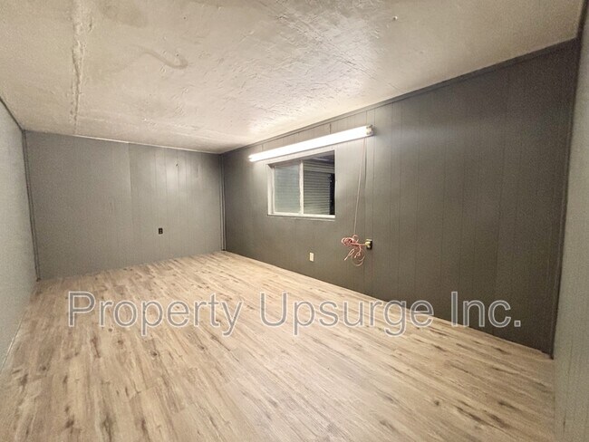 Photo - 6200 Stainless Way
