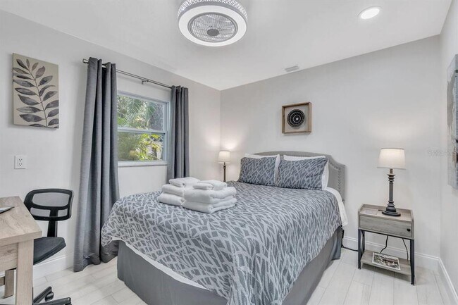 Photo - 1317 13th St