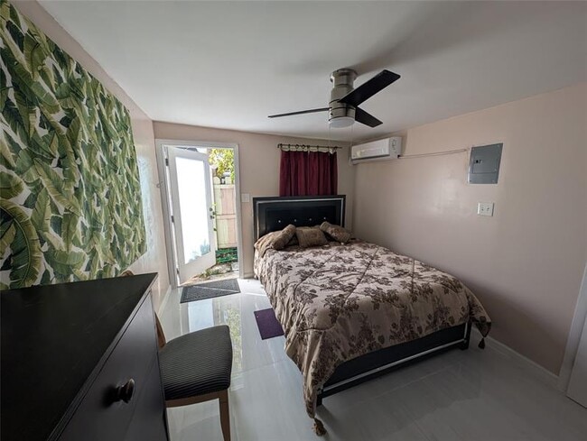 Photo - 2453 NW 73rd Ave