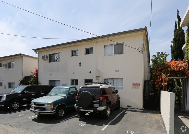 3940 Inglewood Bl
