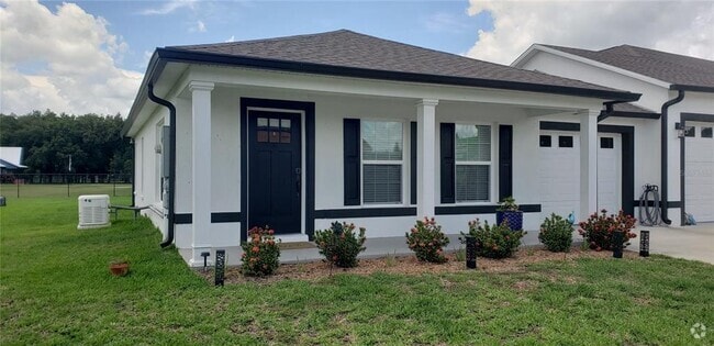 Building Photo - 4415 Chandler Ave Rental