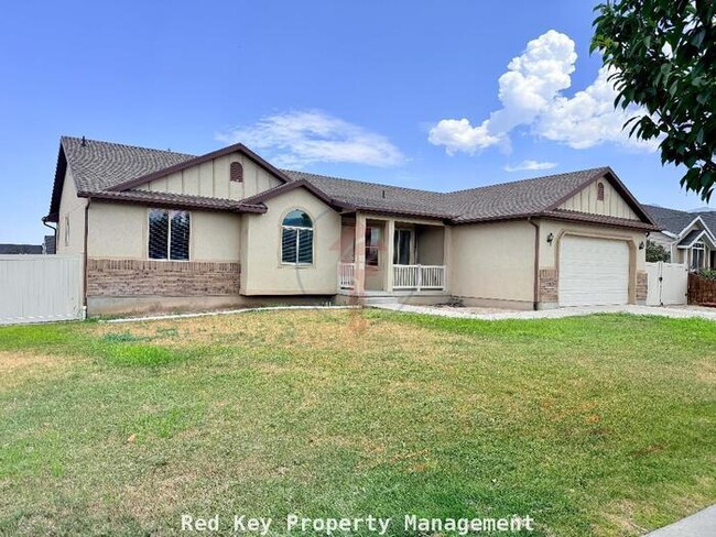 Photo - 234 W 2200 N