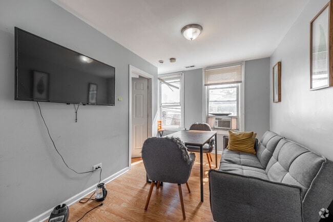 Building Photo - 3614 W George St Unit 2R Rental