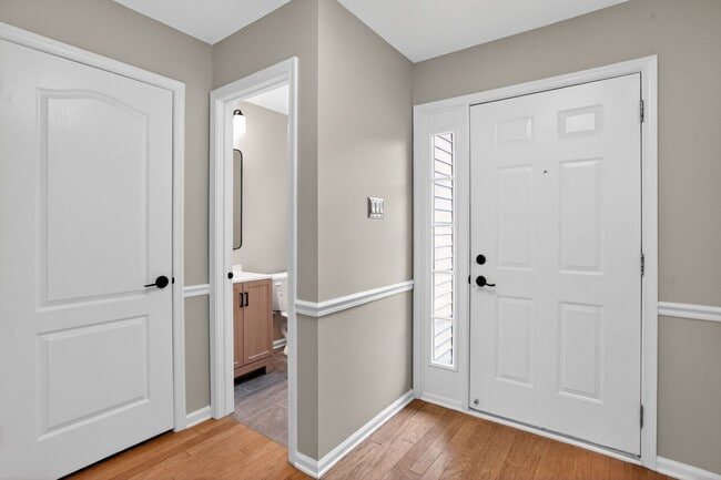 Photo - 2801 Harvard Ct