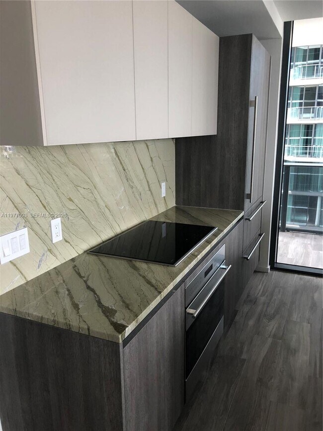 Photo - 801 S Miami Ave Unidad 1705