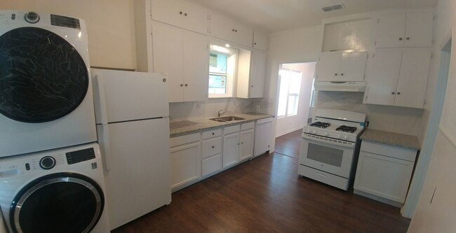 Photo - 134 Ward Ave