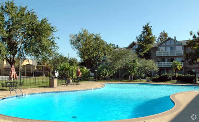 Windsong Apartments