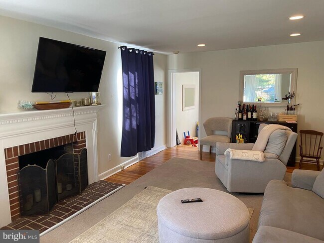 Photo - 1524 Knox Rd