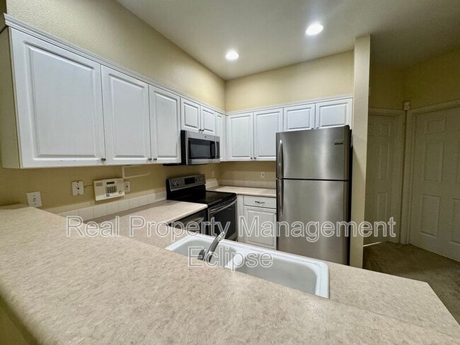 Photo - 1800 NE 40th St Unit #A6