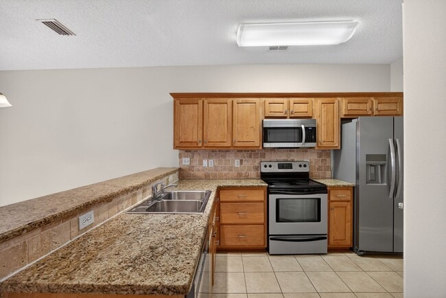 Photo - Beautiful Townhome in Biscayne Bay!