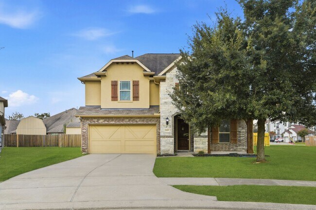 Photo - 4 Bedroom Home with Open Floorplan and Covered Patio