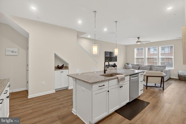 Photo - 9427 James MacGowan Ln