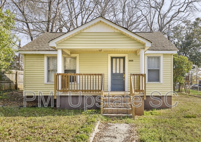 Photo - 1808 Green St