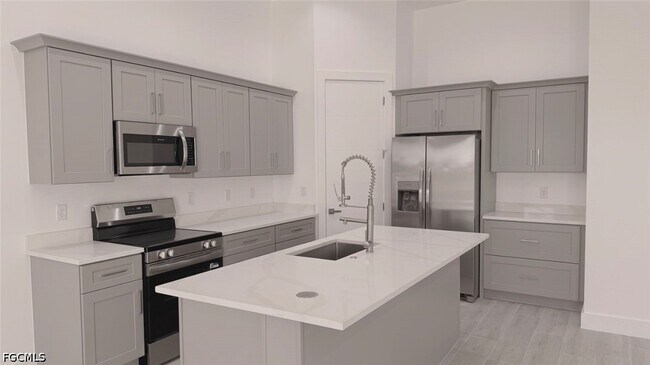 2104 NE 16th Terrace