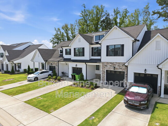 Photo - 739 Putney Hl Rd