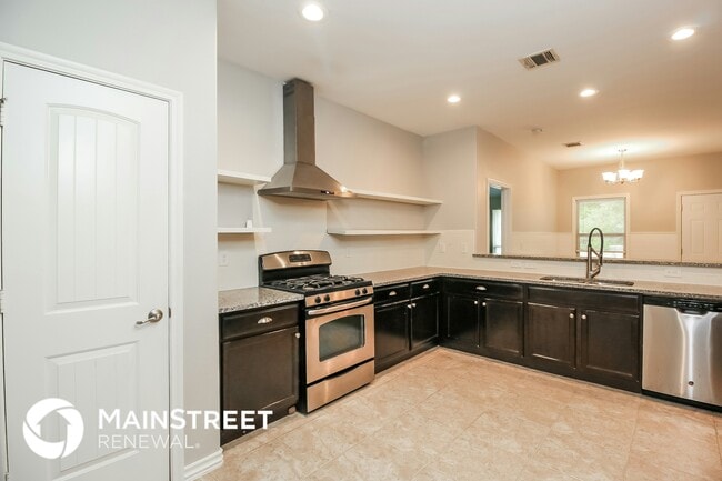 Photo - 11704 Gwendolyn Ln