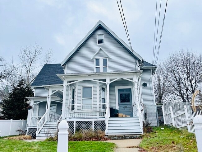 Building Photo - 159 Hamilton St Unit 2 Rental