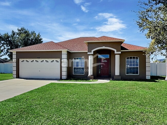 Building Photo - 1403 22nd Ave W