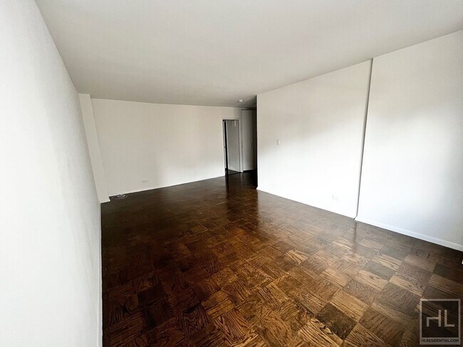 Photo - E 16 ST Apartment Unit 14F